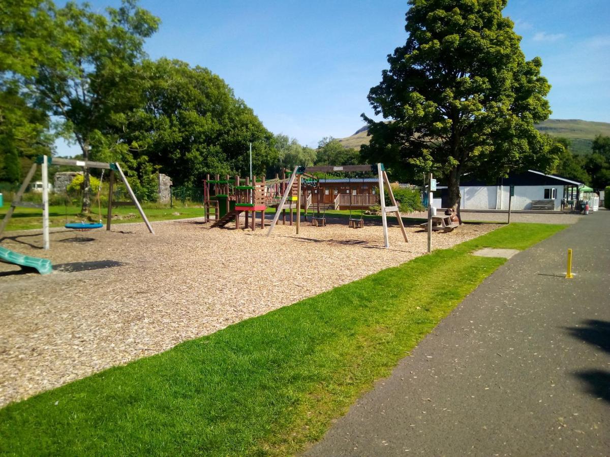 Campsie Glen Holiday Park Fintry Экстерьер фото