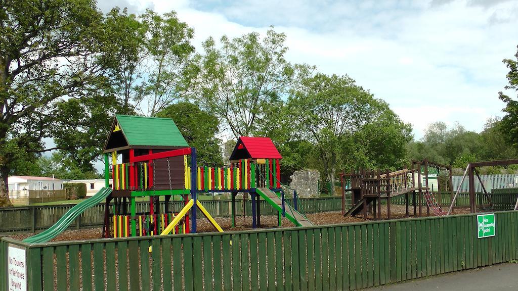 Campsie Glen Holiday Park Fintry Экстерьер фото