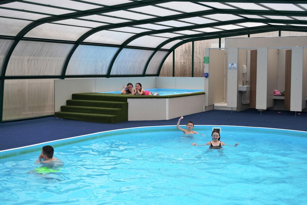Campsie Glen Holiday Park Fintry Экстерьер фото